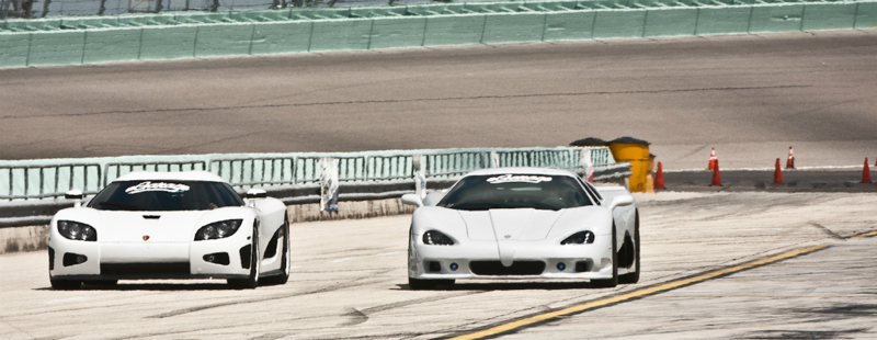 Koenigsegg vs. SSC Ultimate Aero