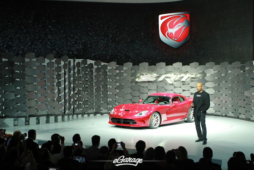 Ralph Gilles New Viper Ralph Gilles New Viper 2013 SRT Viper