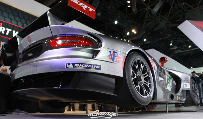 SRT Viper GTS-R SRT Viper GTS R1 2013 SRT Viper