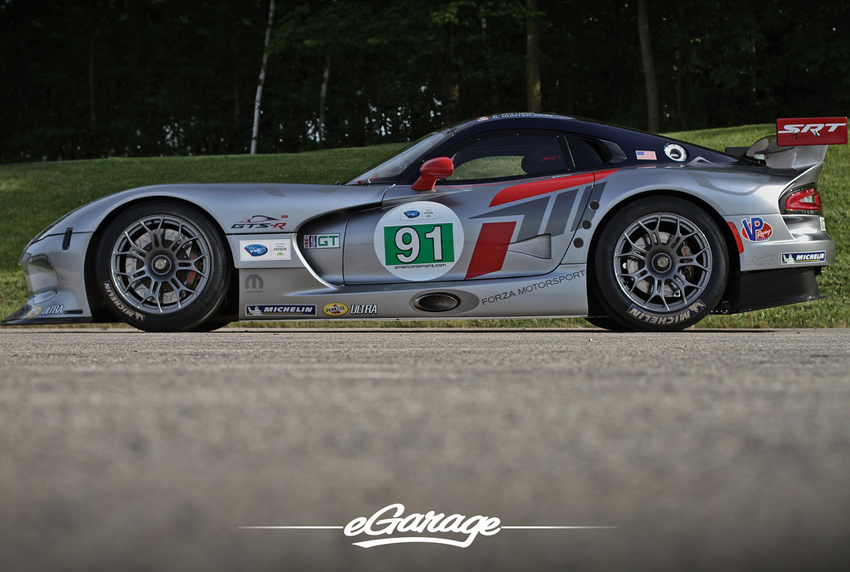 Dodge Viper GTS-R