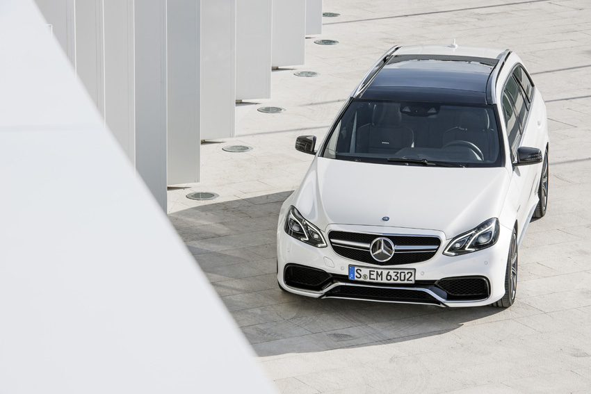 12C1286 061 2013 Mercedes Benz E63 AMG 4 Matic