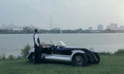 Richard Thompson III eGarage